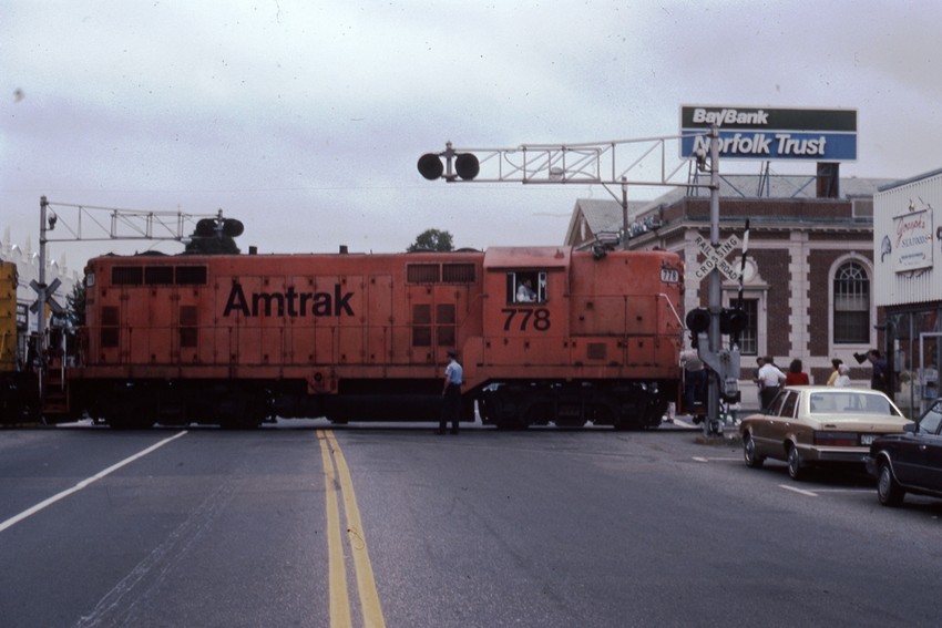 Photo of First train back to Needham Center, 1986 - and its an Amtrak!