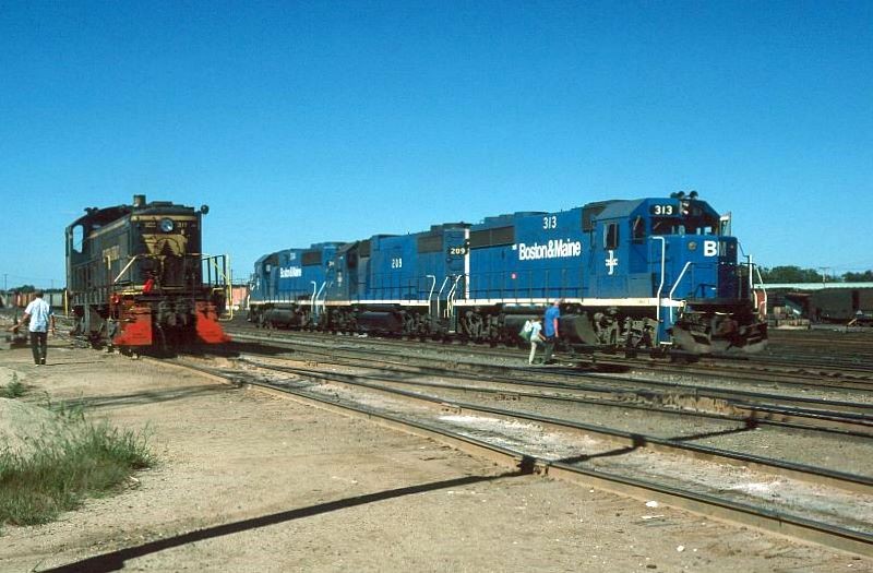 Photo of BM EMD GP40-2 No 313, GP38-2 No. 209, and GP40-2 No. 304