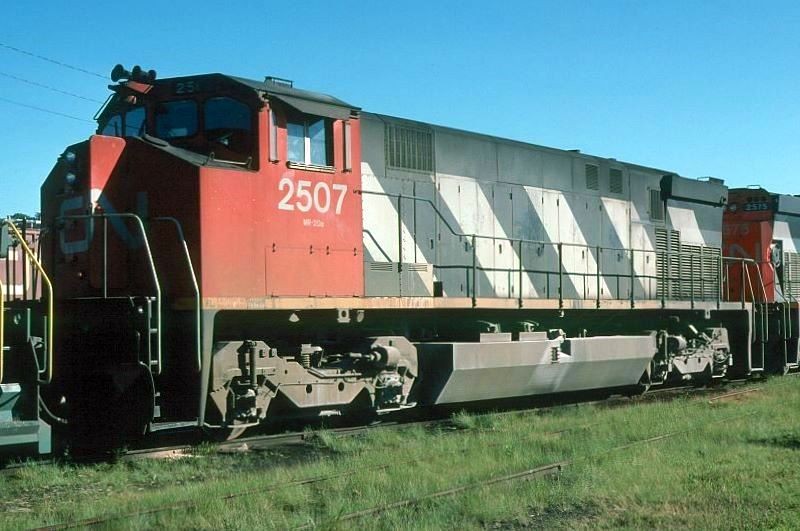 Photo of CN MLW M420 No. 2507