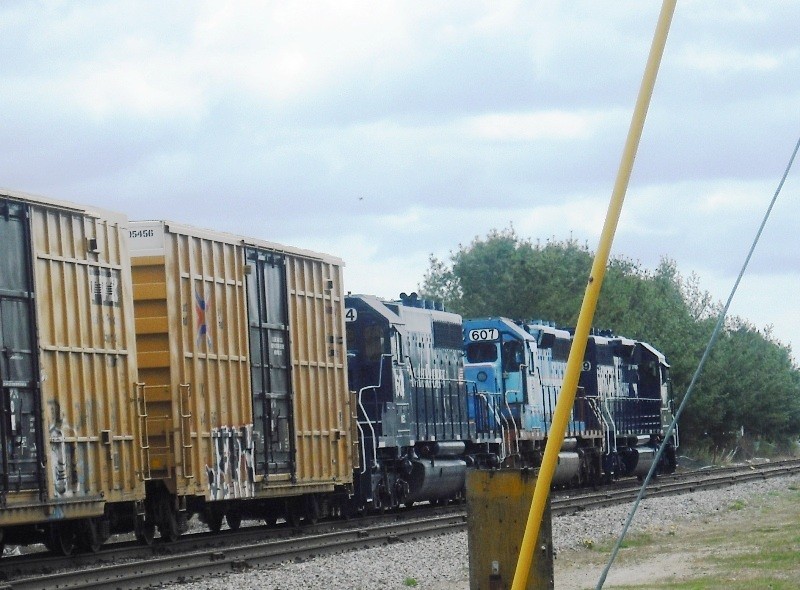 Photo of WASE MEC#609 in cobalt blue paint.2010-4-23