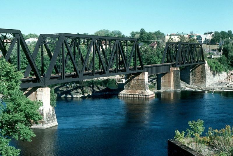 Photo of MEC Bridge