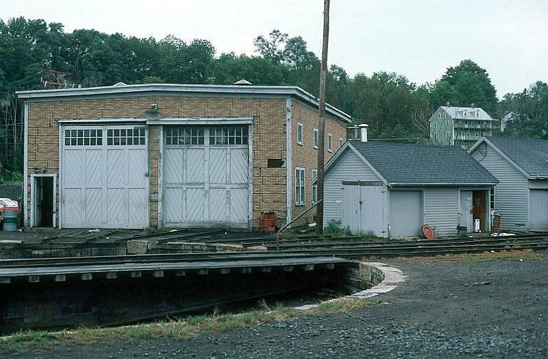 Photo of BML Armstrong Turntable and Shops