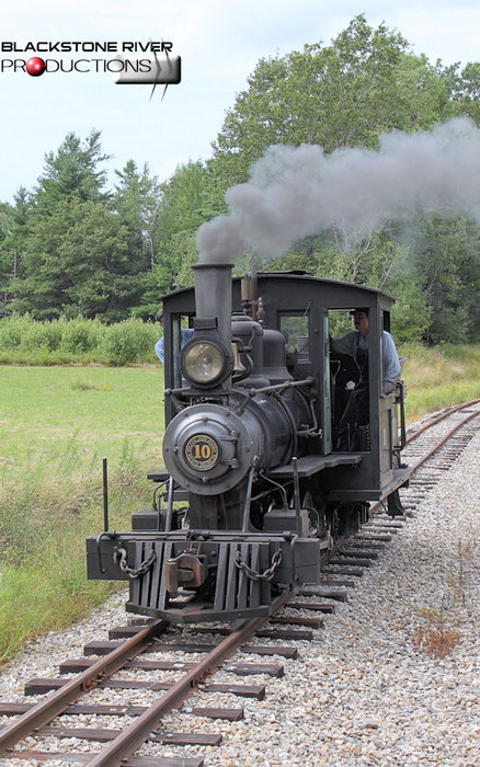 Photo of Wiscasset, Waterville & Farmington Railway's #10 in Alna Center,Maine