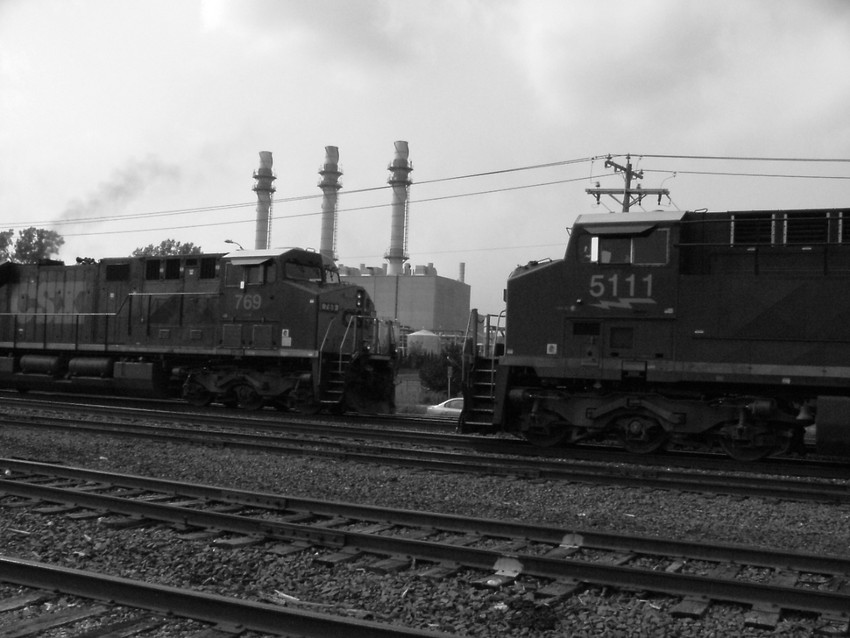 Photo of two way meet at the pittsfield yard with two csx trains