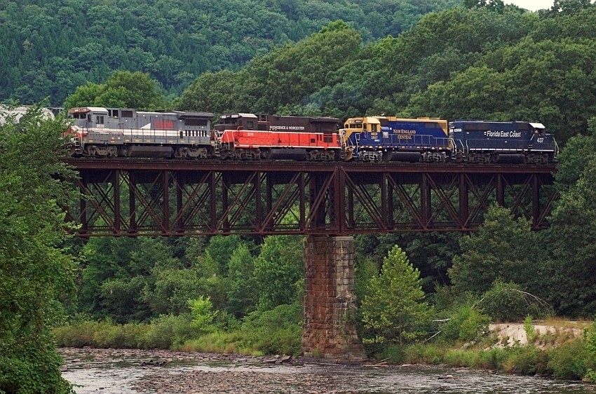 Photo of NECR 611 at Millers Falls