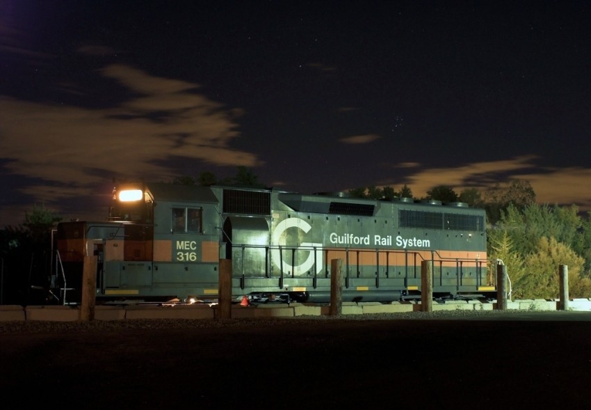 Photo of Ayer at night
