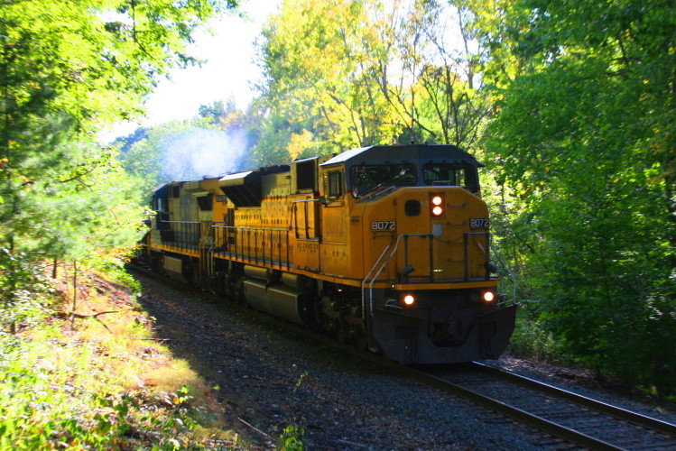 Photo of CSX K252 Heads down the Port Sub enroute to the CP @ Kenwood Yard