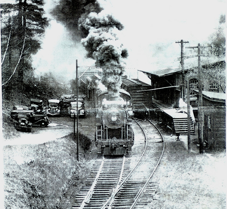 Photo of Livermore Falls in 1948