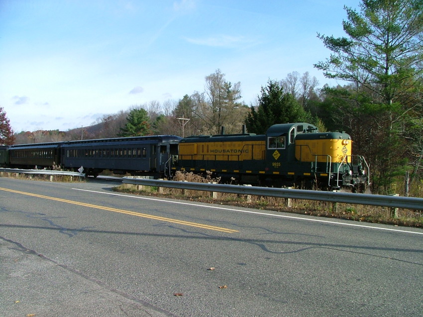 Photo of berkshire scenic railway heading south bound at lenoxdale ma