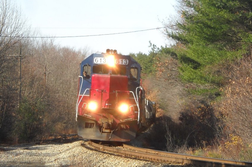 Photo of EDNM Approaches Lowell Junction