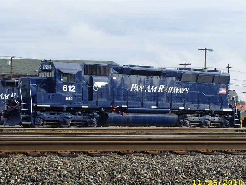 Photo of MEC#612e is on the pads at 107 track .