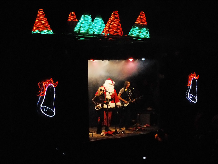Photo of CPR Holiday Train 2010 - Melanie Doane, Santa and The Odds