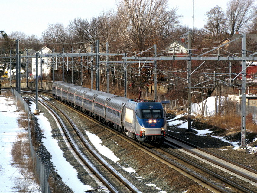 Photo of Amtrak Northeast Regional 135