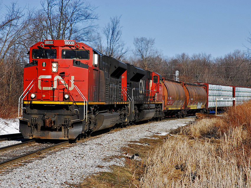 Photo of CN M32421-20 Arriving at North Jct., St. Albans, VT