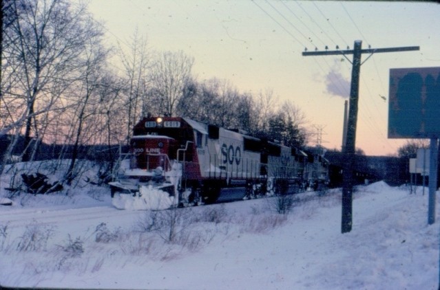 Photo of Soo power on a Mt. Tom train