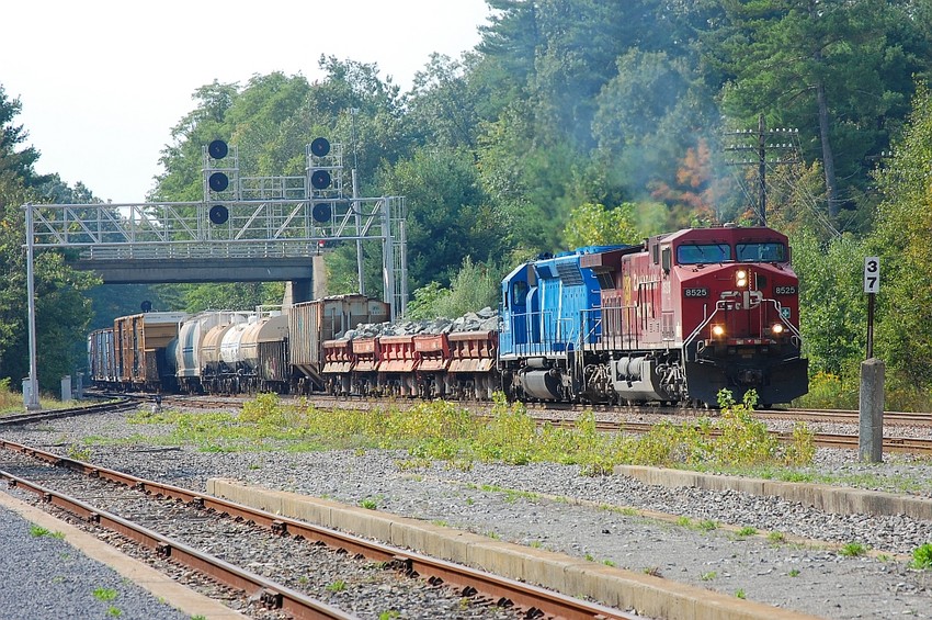 Photo of CP Rail train 253