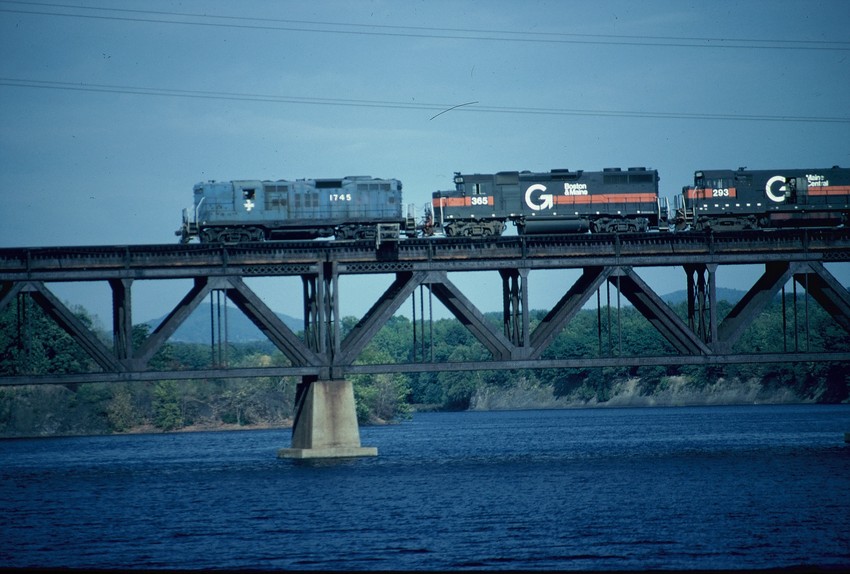 Photo of 1745 crossing the Hudson