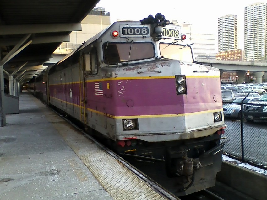 Photo of MBTA EMD F40PH 1008