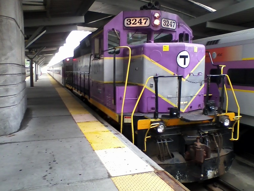 Photo of MBTA EMD GP40-1 Work Locomotive 3247