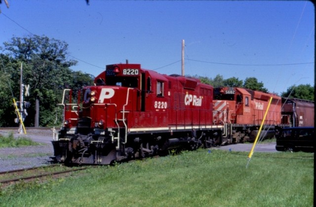 Photo of CP local leaving CSX onto home rails at Voorheesville