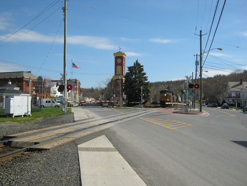 Photo of Q01904 Route 66 Crossing