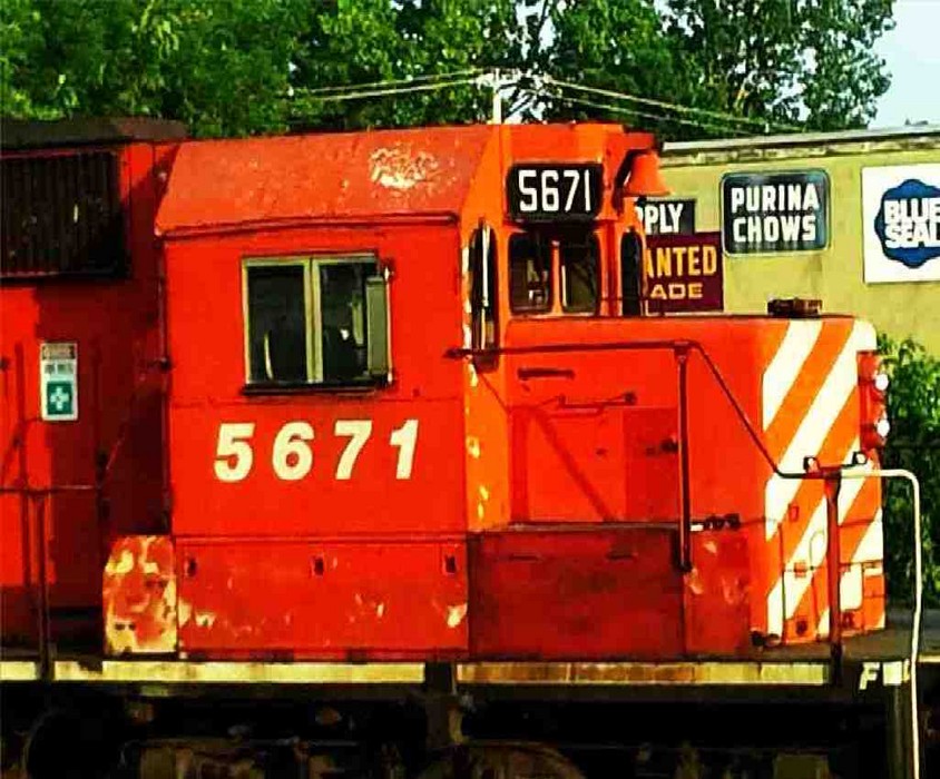 Photo of CP Herzog Stone train on VTR