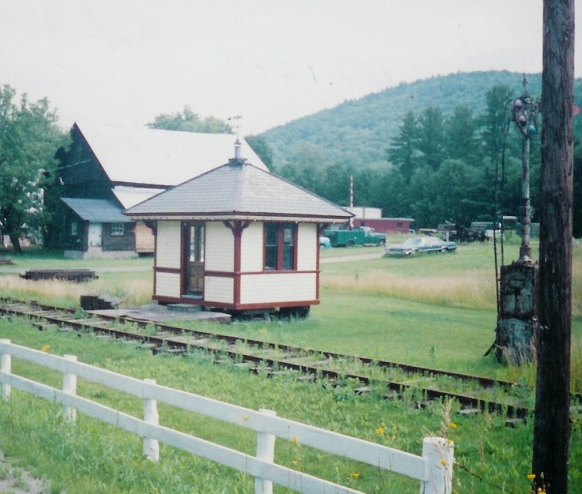 Photo of Refurbished Quincy NH rr station