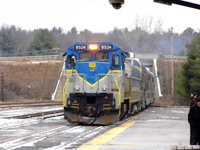 Photo of saratoga&northcreek train coming into saratoga springs station