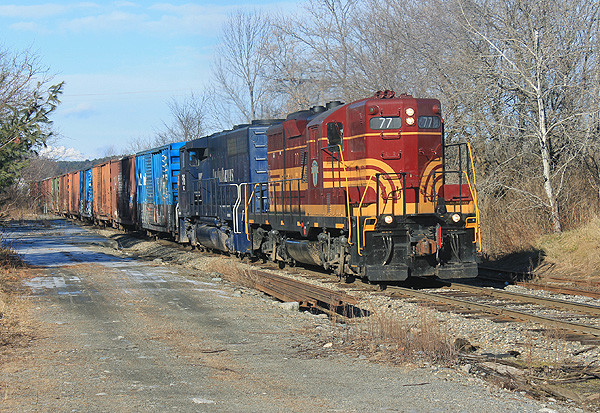 Photo of SAPPI switcher along the Kennebec