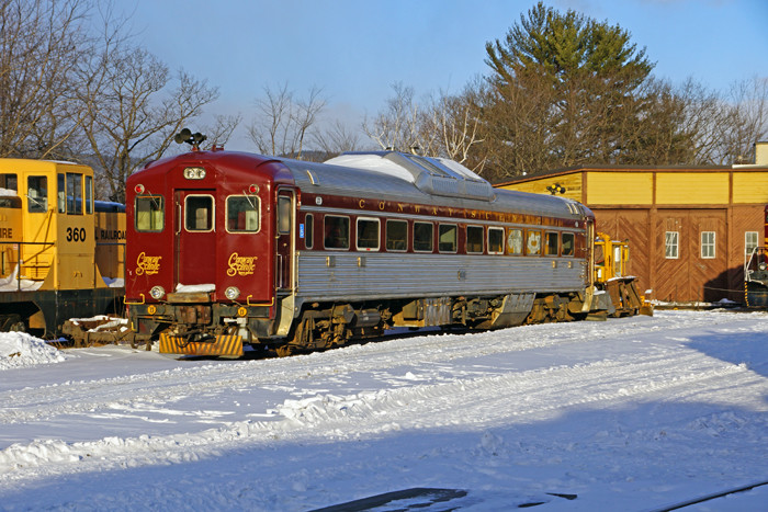 Photo of Conway Scenic's RDC in the yard