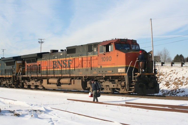 Photo of Lead engine BNSF 1090,taken at Belgrade, Maine