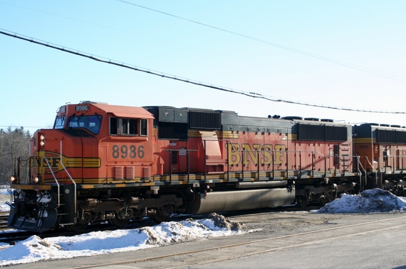 Photo of BNSF 8986, Leader of the Pack, Waterville, Maine