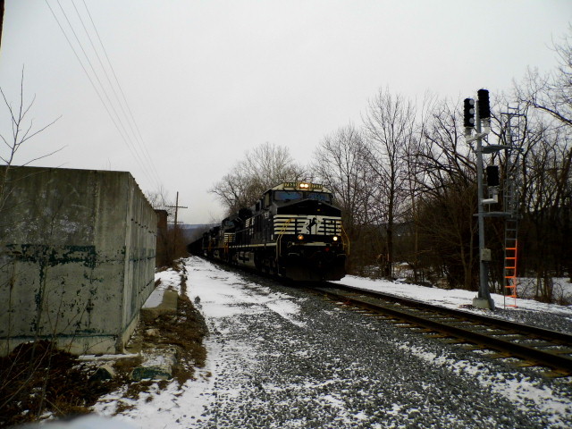Photo of panam ect westbound @ north adams ma