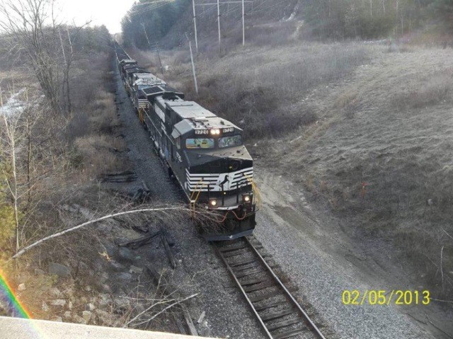 Photo of NS (MOBO) Loaded Coal Train