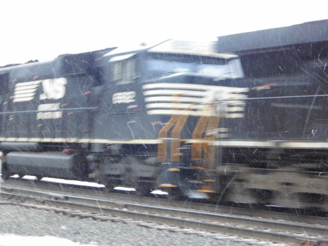 Photo of norfolk southern sd60e#6912 on panam train 206 eastbound