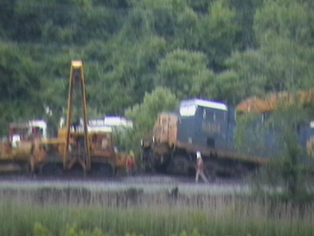 Photo of csx power on the ground @ cp188 west of fonda ny