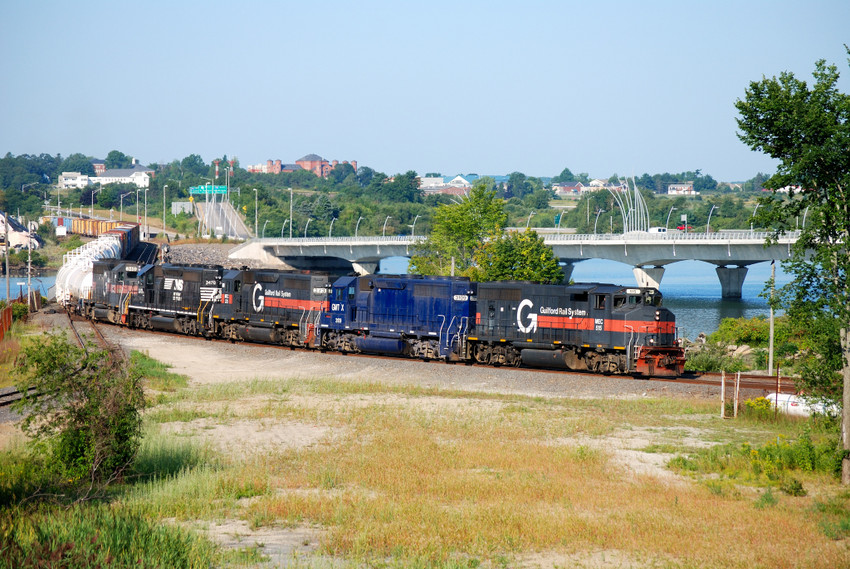 Photo of POWA eastbound in Portland, ME.