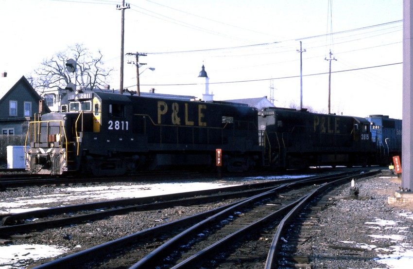 Photo of P&LE U28B's westbound at Andover St. Lawrence,MA