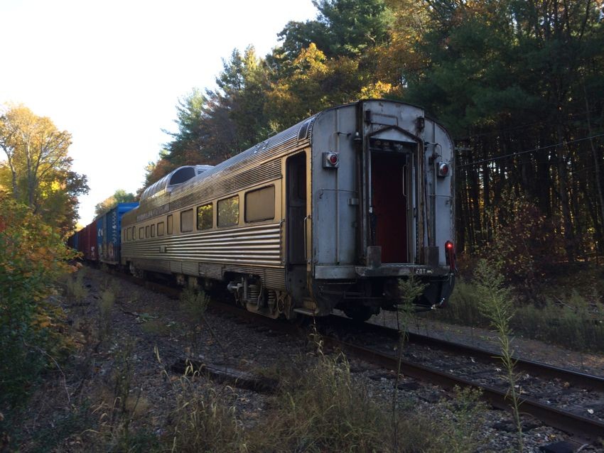Photo of ST102 passes CPF-309 at Graniteville in Westford, MA