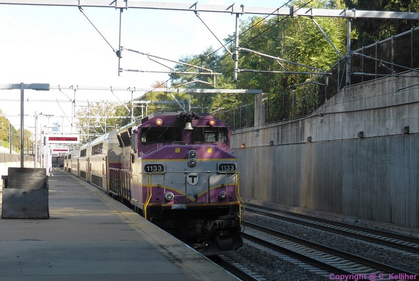 Photo of MBTA 1133 shoves back to South Station