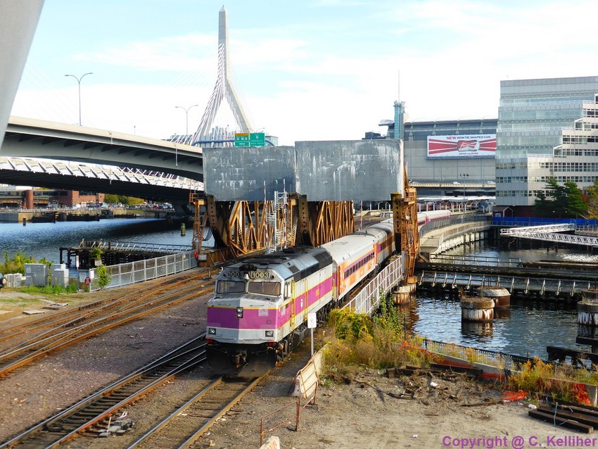 Photo of MBTA 1003 crossing the bridge