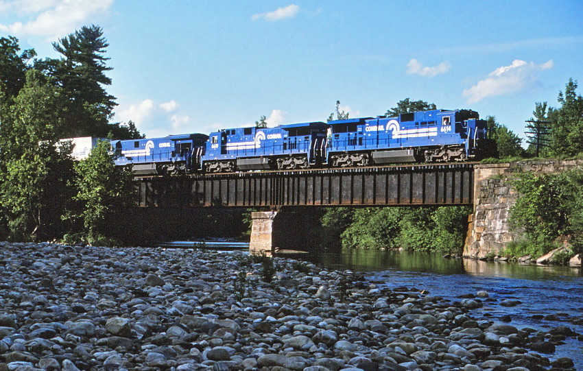 Photo of CONRAIL at Russell, Ma.
