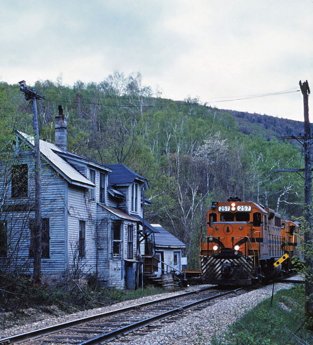 Photo of Maine Central at Crawford Notch, NH.