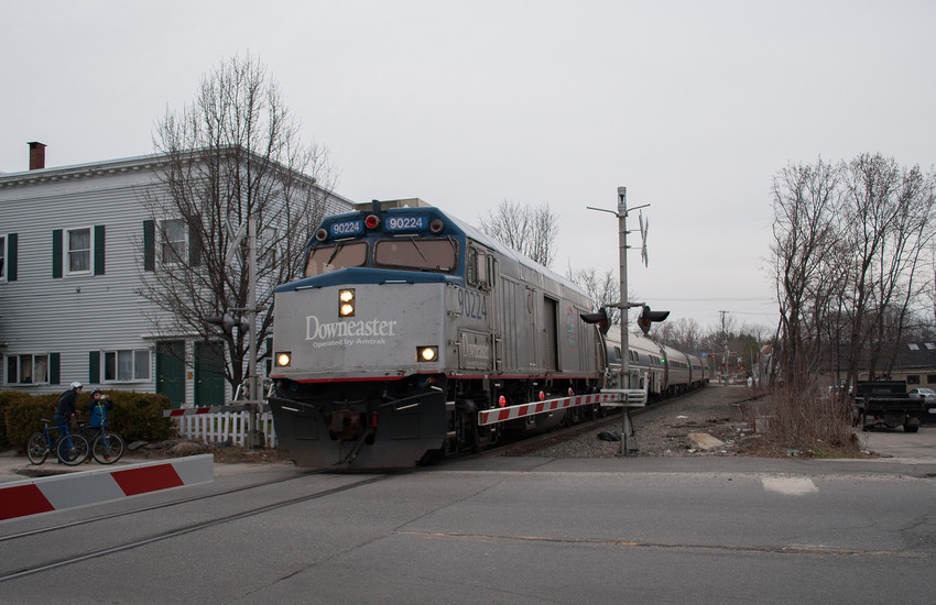 Photo of Amtrak Train 688