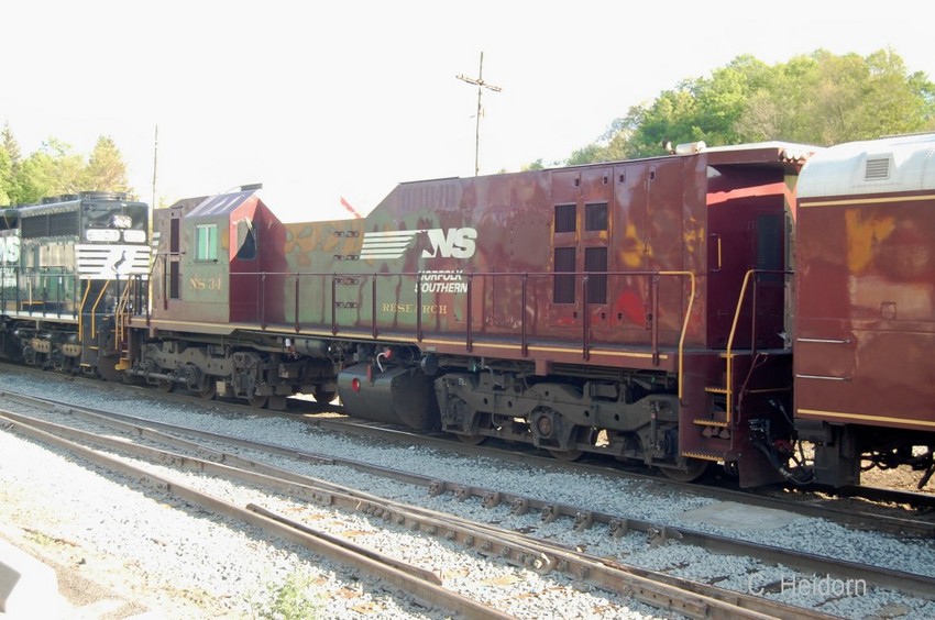 Photo of NS Geometry Train