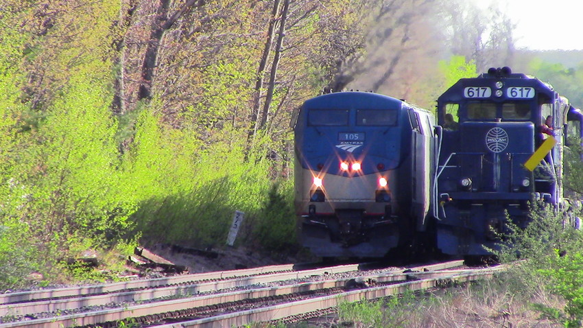 Photo of Amtrak 685 and EDPO