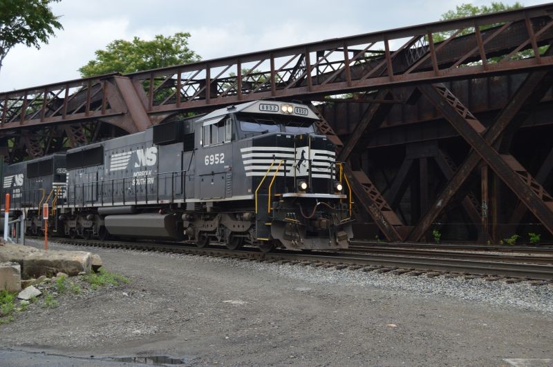 Photo of SD60E invades Worcester on GRWO 6-23-15