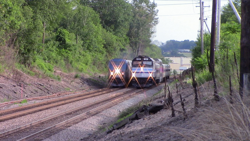 Photo of Amtrak 685 and train 213