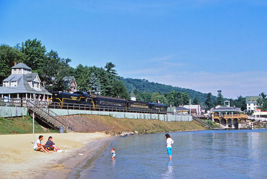 Photo of Winnipesaukee Railroad @ Weirs Beach, NH