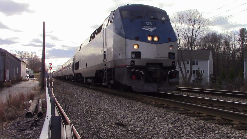 Photo of Amtrak 693